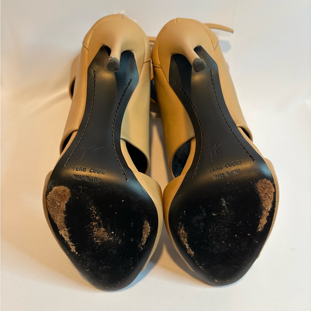 Giuseppe Zanotti High Heel Sandal - Picture 5 of 10